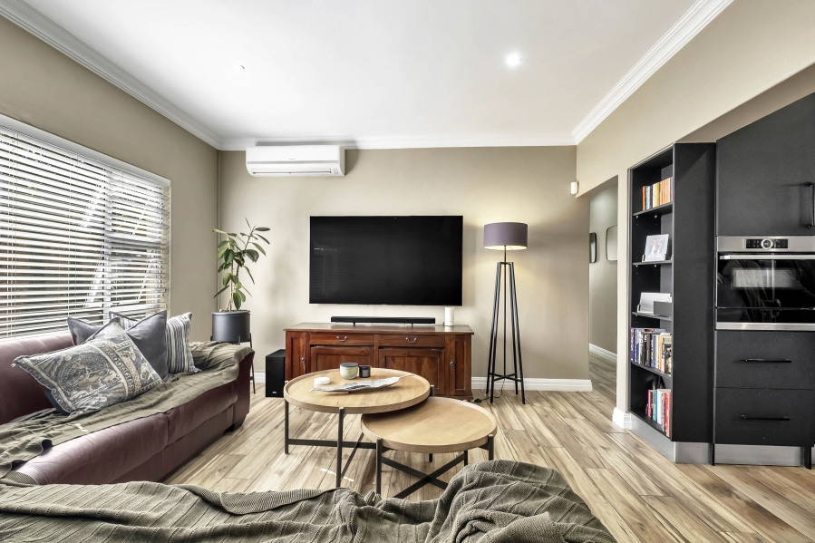 3 Bedroom Property for Sale in Linden Gauteng
