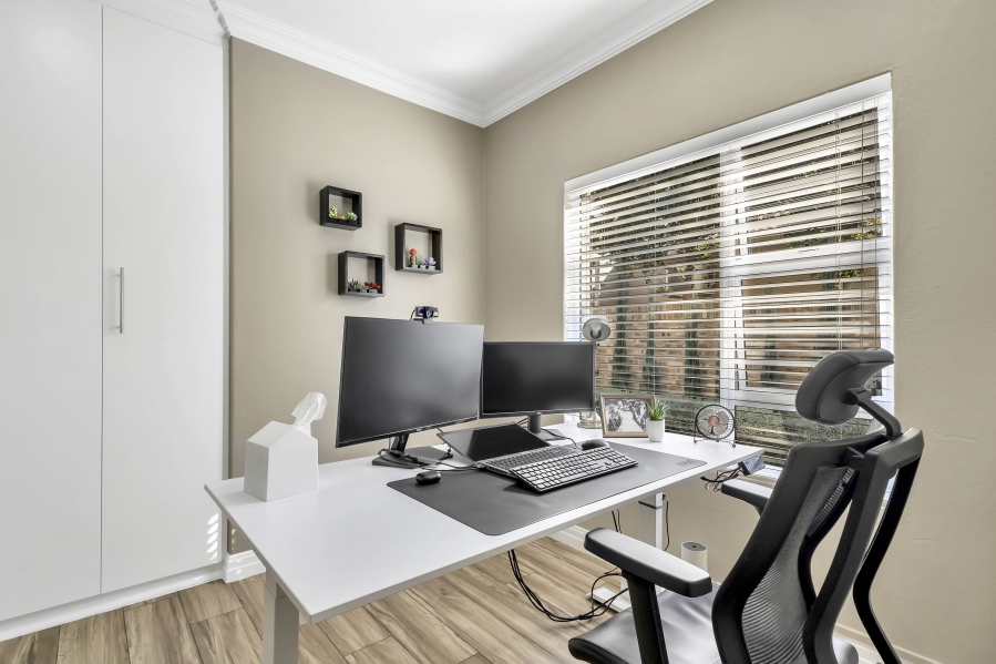 3 Bedroom Property for Sale in Linden Gauteng