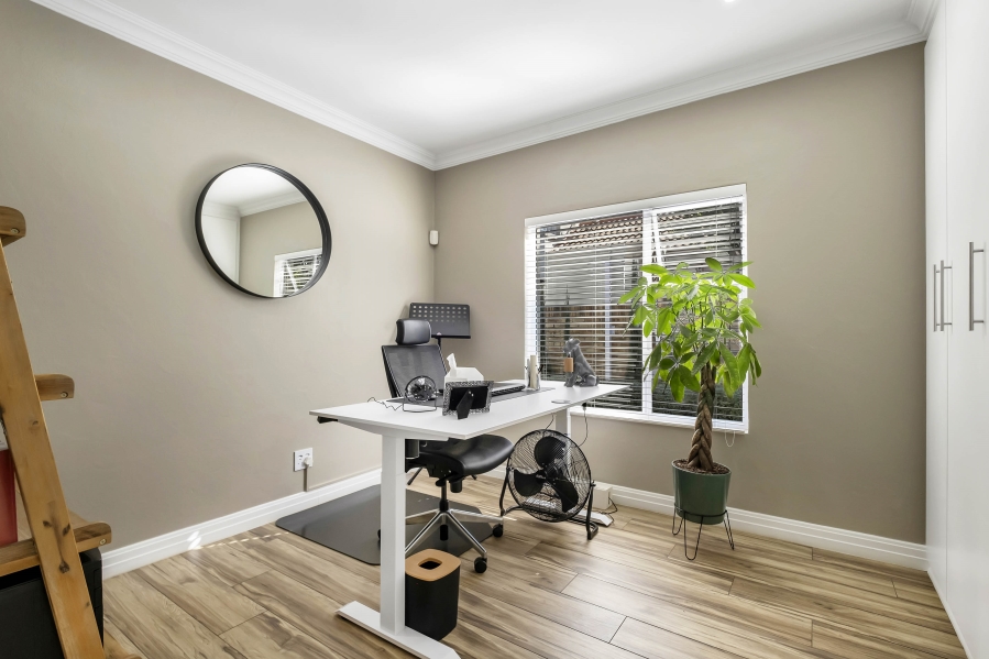 3 Bedroom Property for Sale in Linden Gauteng