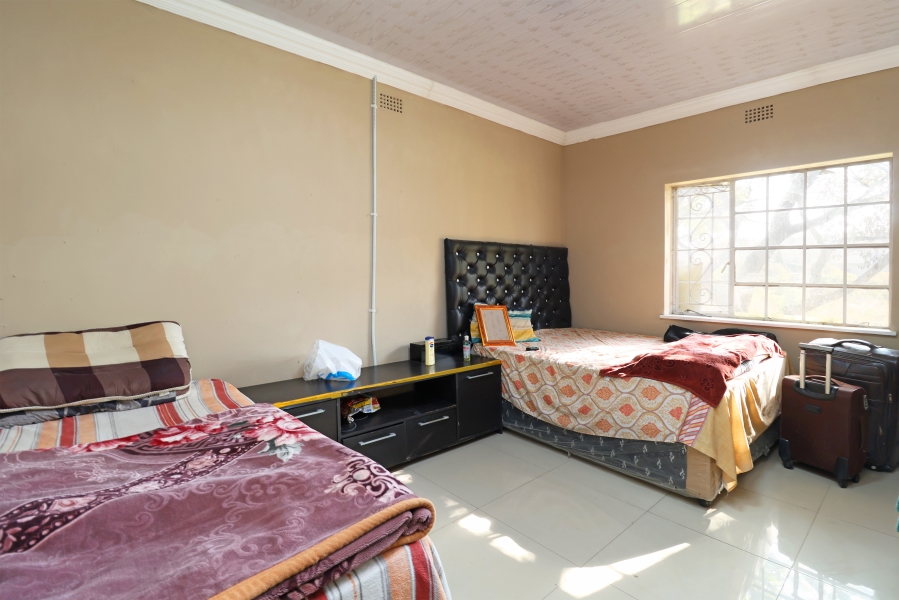 5 Bedroom Property for Sale in Dunsevern Gauteng