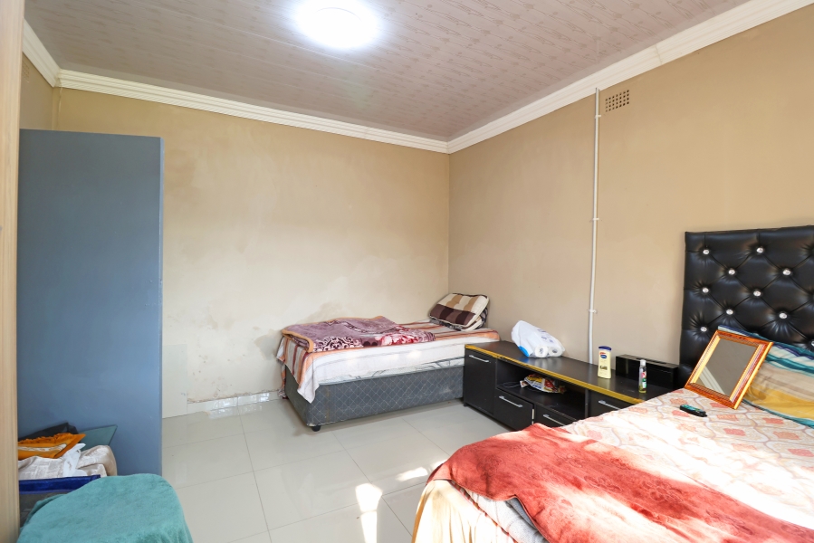 5 Bedroom Property for Sale in Dunsevern Gauteng