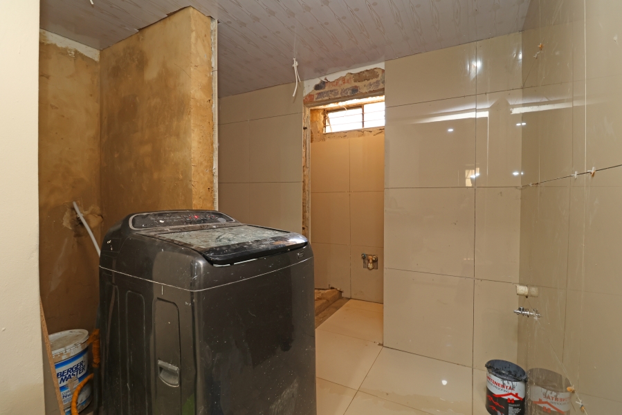 5 Bedroom Property for Sale in Dunsevern Gauteng