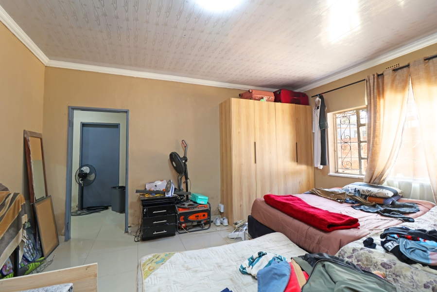 5 Bedroom Property for Sale in Dunsevern Gauteng