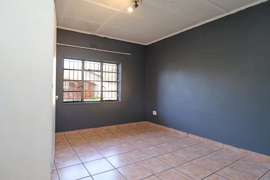 3 Bedroom Property for Sale in Wychwood Gauteng