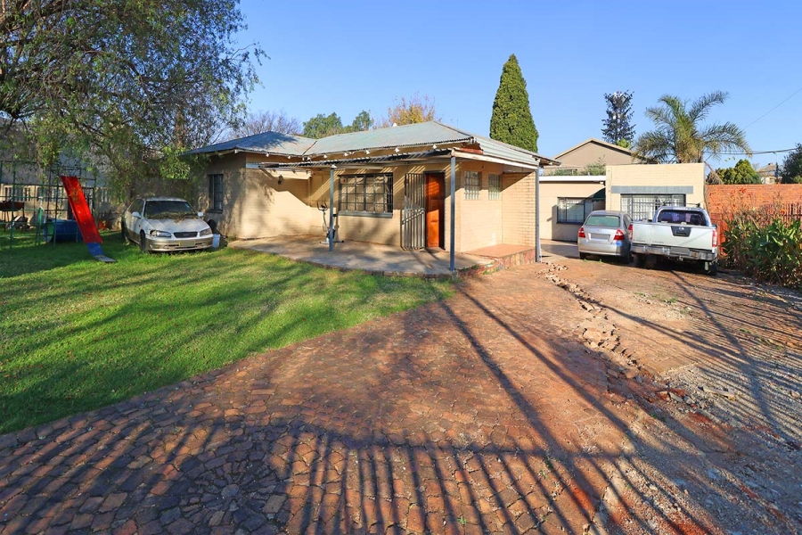 3 Bedroom Property for Sale in Wychwood Gauteng