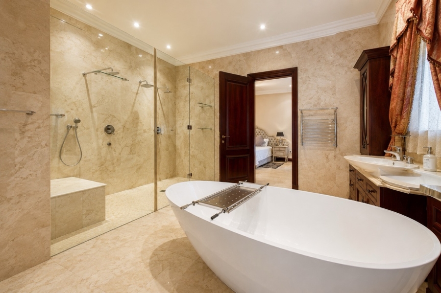 5 Bedroom Property for Sale in Meyersdal Gauteng