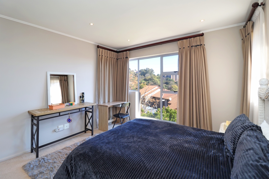 2 Bedroom Property for Sale in Houghton Estate Gauteng