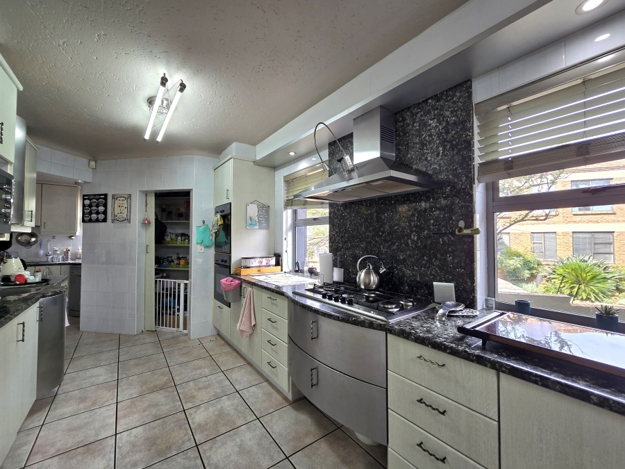 5 Bedroom Property for Sale in Meyersdal Gauteng