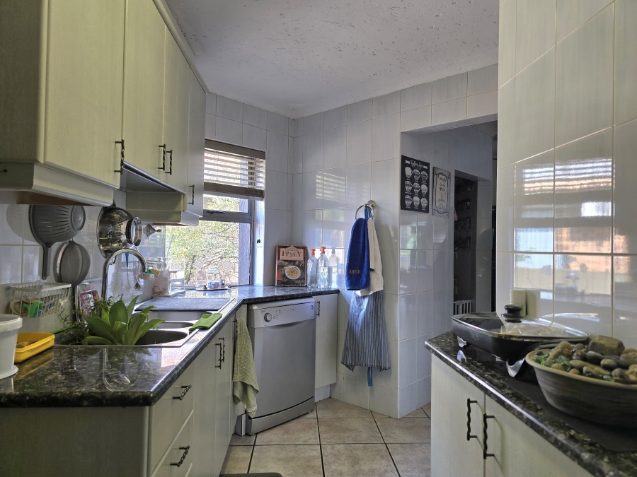 5 Bedroom Property for Sale in Meyersdal Gauteng