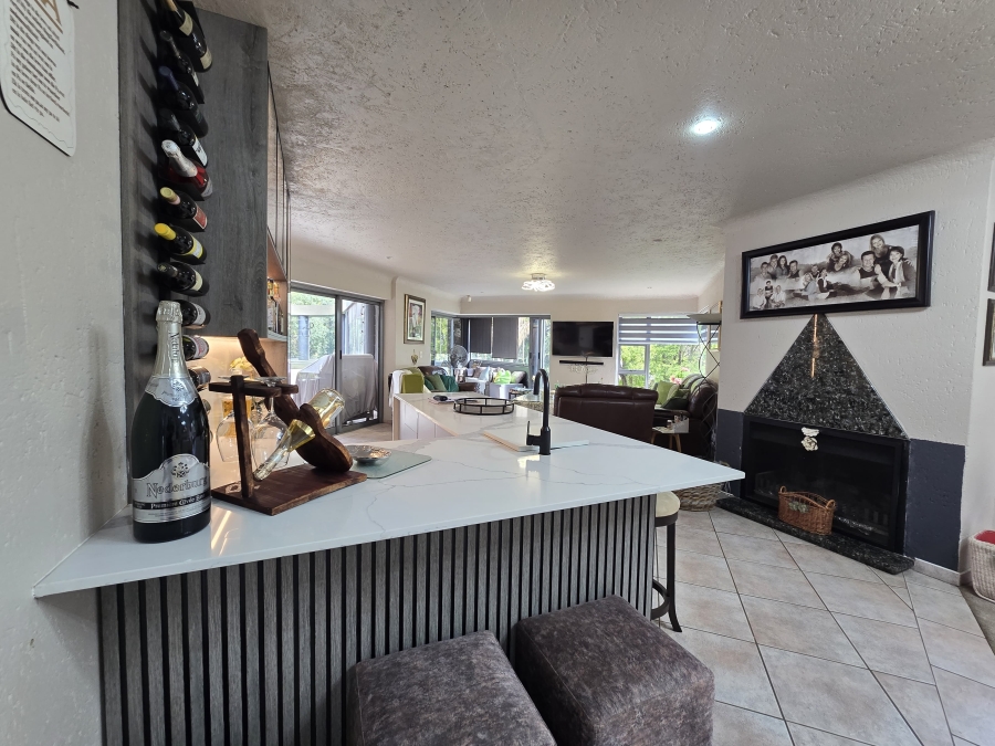 5 Bedroom Property for Sale in Meyersdal Gauteng