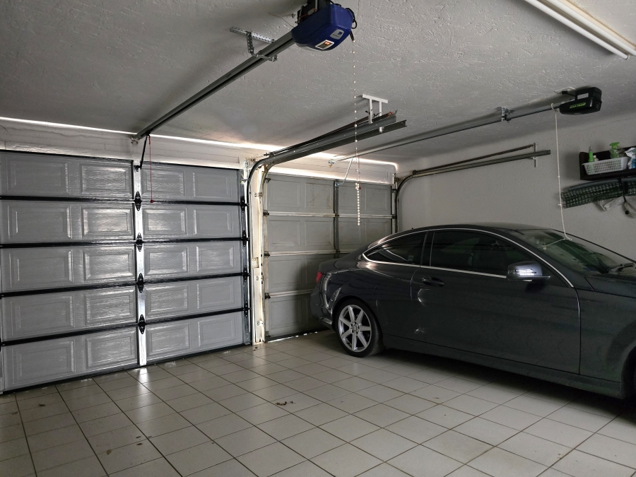 5 Bedroom Property for Sale in Meyersdal Gauteng