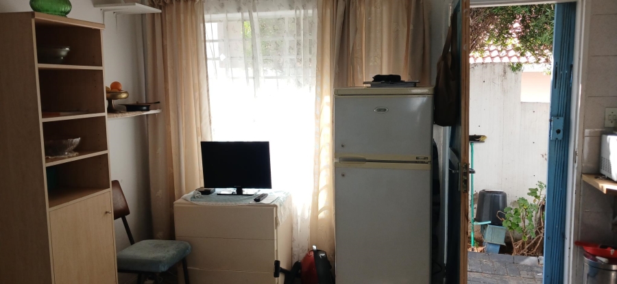 To Let 1 Bedroom Property for Rent in Hurlingham Manor Gauteng