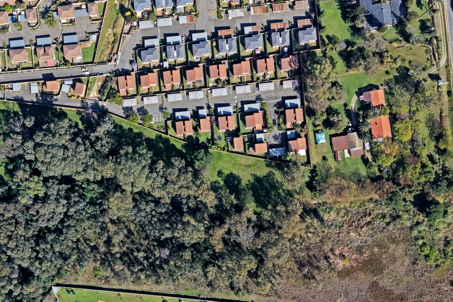 5 Bedroom Property for Sale in Bellairspark Gauteng