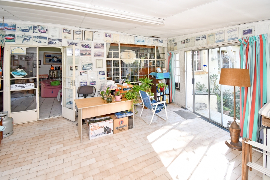 5 Bedroom Property for Sale in Bellairspark Gauteng