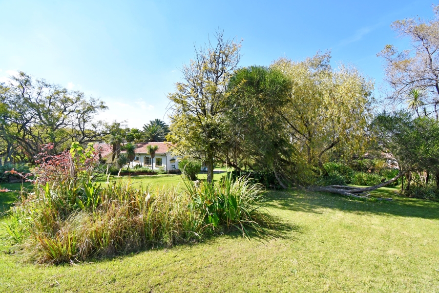 5 Bedroom Property for Sale in Bellairspark Gauteng