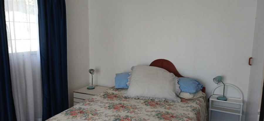 To Let 1 Bedroom Property for Rent in Hurlingham Manor Gauteng