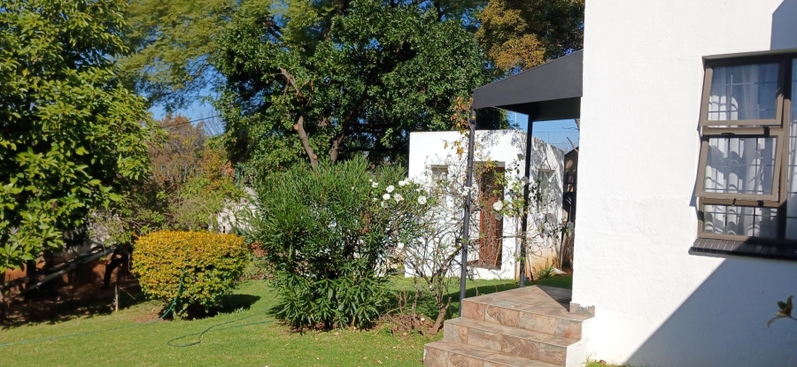 To Let 1 Bedroom Property for Rent in Hurlingham Manor Gauteng