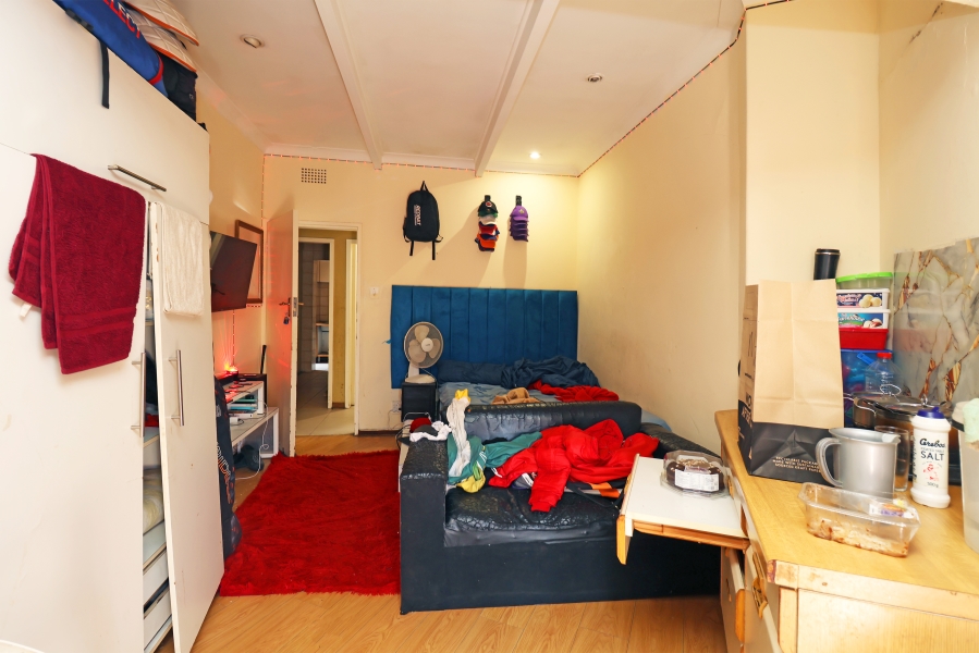 9 Bedroom Property for Sale in Kew Gauteng