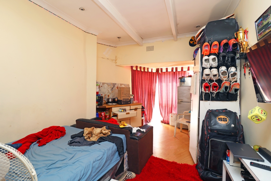 9 Bedroom Property for Sale in Kew Gauteng