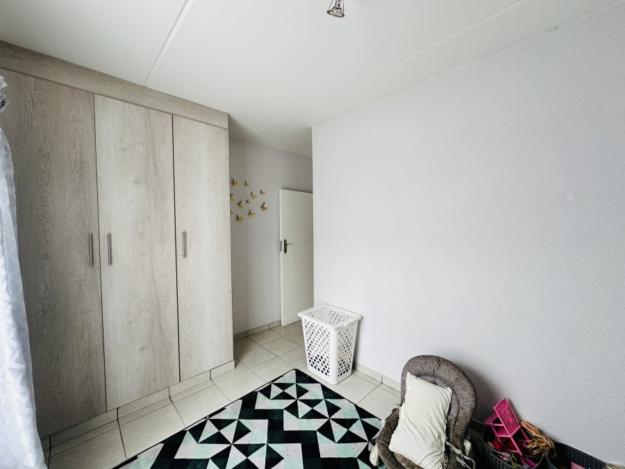 2 Bedroom Property for Sale in Albemarle Gauteng