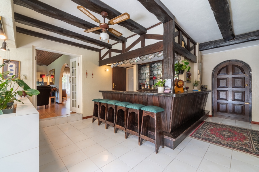 5 Bedroom Property for Sale in Bryanston Gauteng