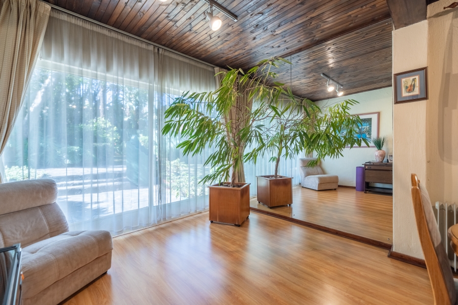 5 Bedroom Property for Sale in Bryanston Gauteng