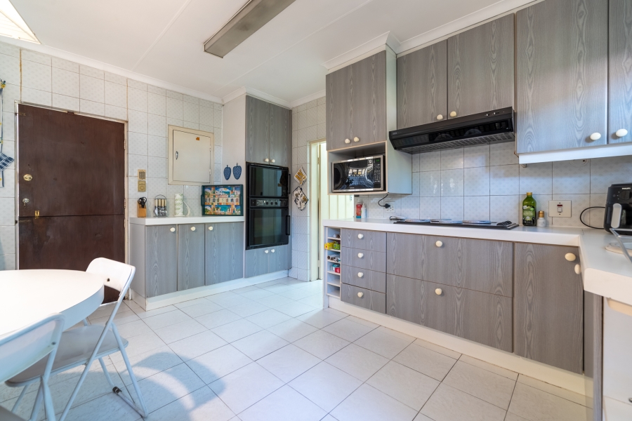 5 Bedroom Property for Sale in Bryanston Gauteng