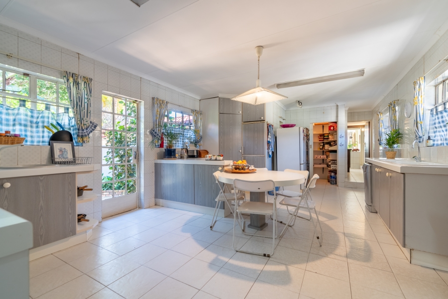 5 Bedroom Property for Sale in Bryanston Gauteng