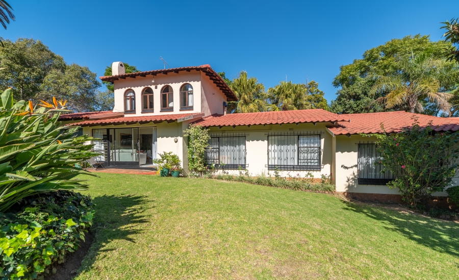 5 Bedroom Property for Sale in Bryanston Gauteng