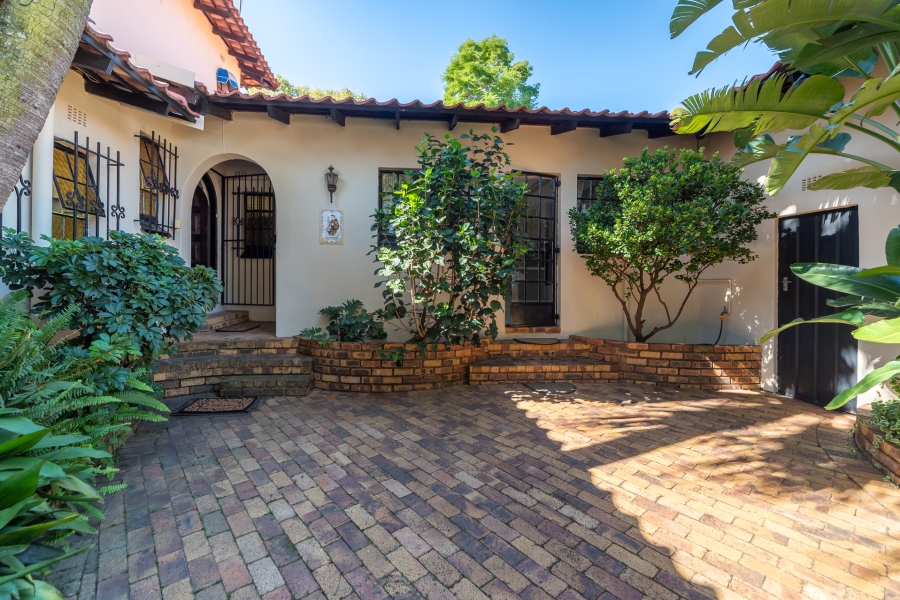 5 Bedroom Property for Sale in Bryanston Gauteng