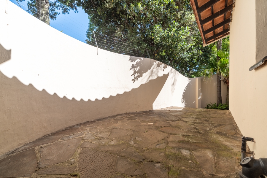 5 Bedroom Property for Sale in Bryanston Gauteng