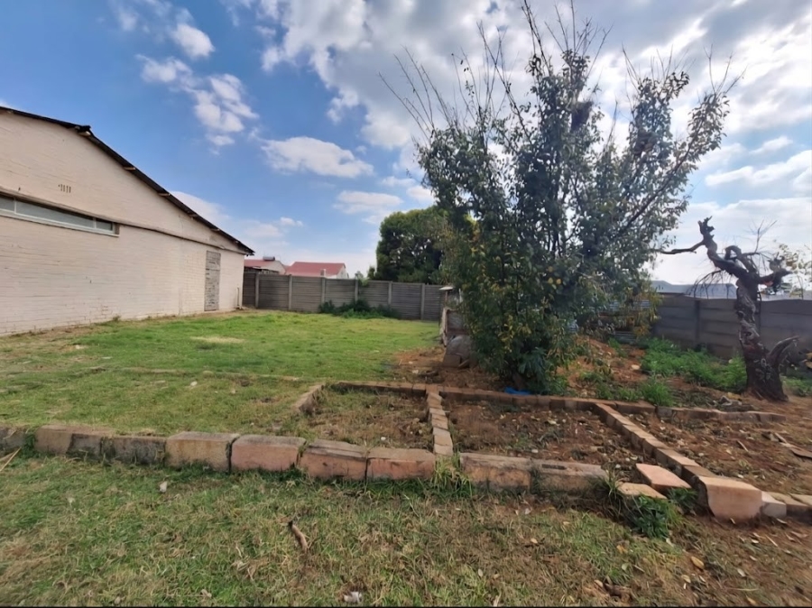 3 Bedroom Property for Sale in Rensburg Gauteng