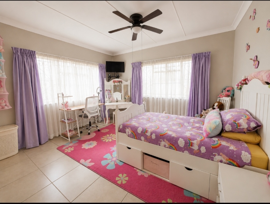 4 Bedroom Property for Sale in Rothdene Gauteng