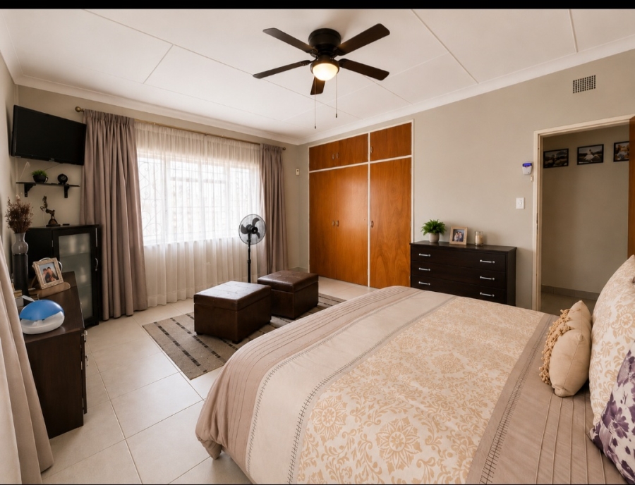 4 Bedroom Property for Sale in Rothdene Gauteng