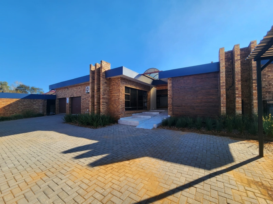 5 Bedroom Property for Sale in Vanderbijlpark SE Gauteng