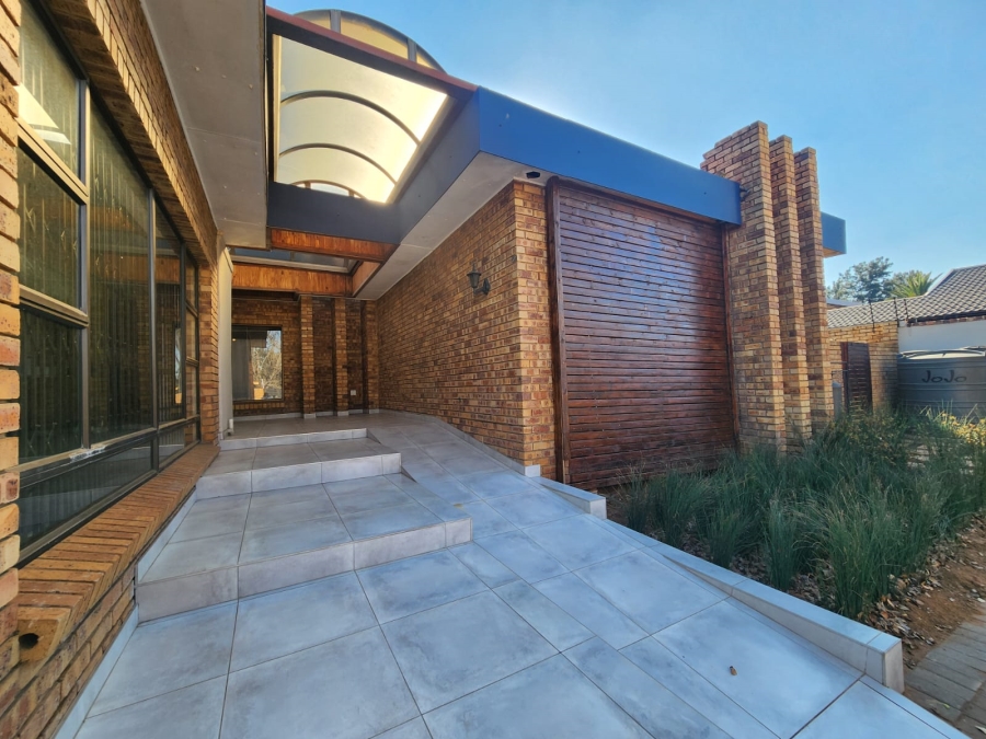 5 Bedroom Property for Sale in Vanderbijlpark SE Gauteng