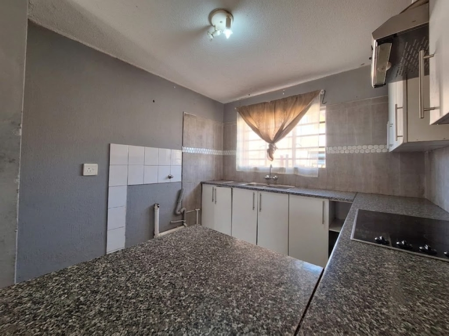 3 Bedroom Property for Sale in Rensburg Gauteng