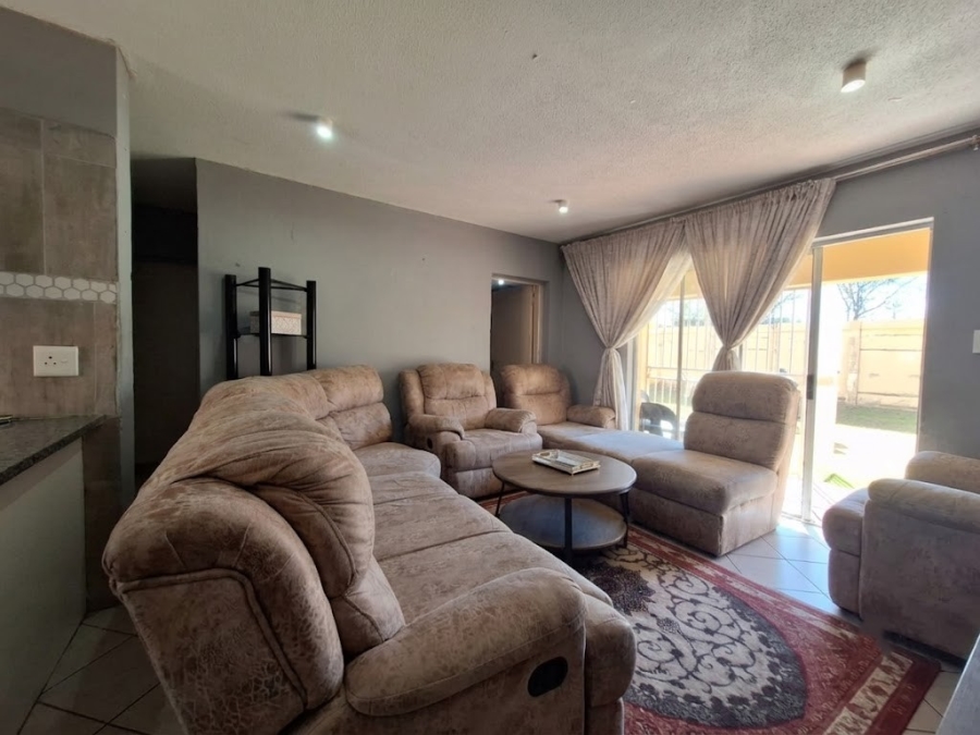 3 Bedroom Property for Sale in Rensburg Gauteng