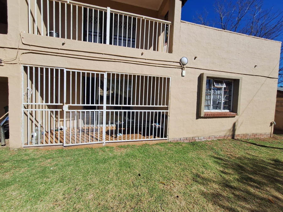 3 Bedroom Property for Sale in Rensburg Gauteng
