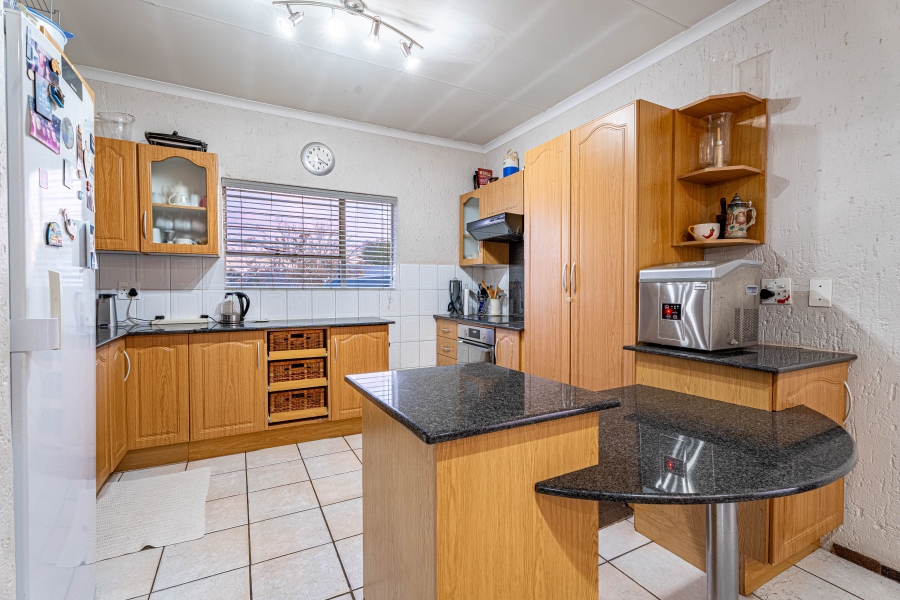 3 Bedroom Property for Sale in Fourways Gauteng
