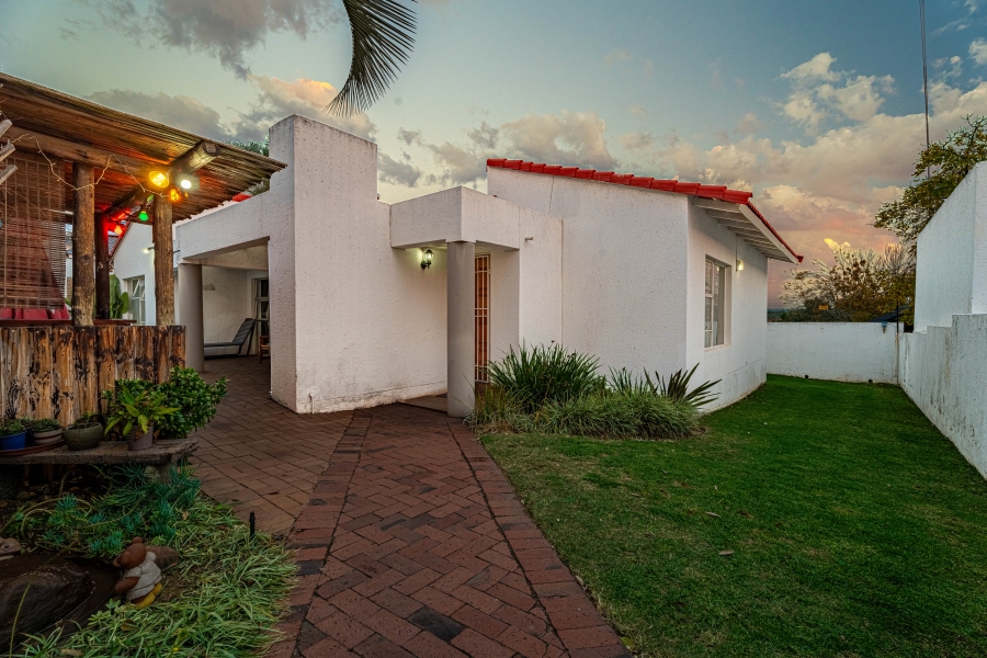 3 Bedroom Property for Sale in Fourways Gauteng
