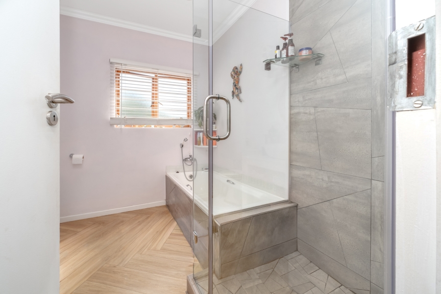 To Let 3 Bedroom Property for Rent in Lonehill Gauteng