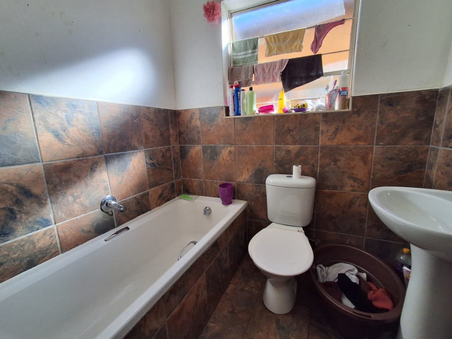 3 Bedroom Property for Sale in Greenhills Gauteng