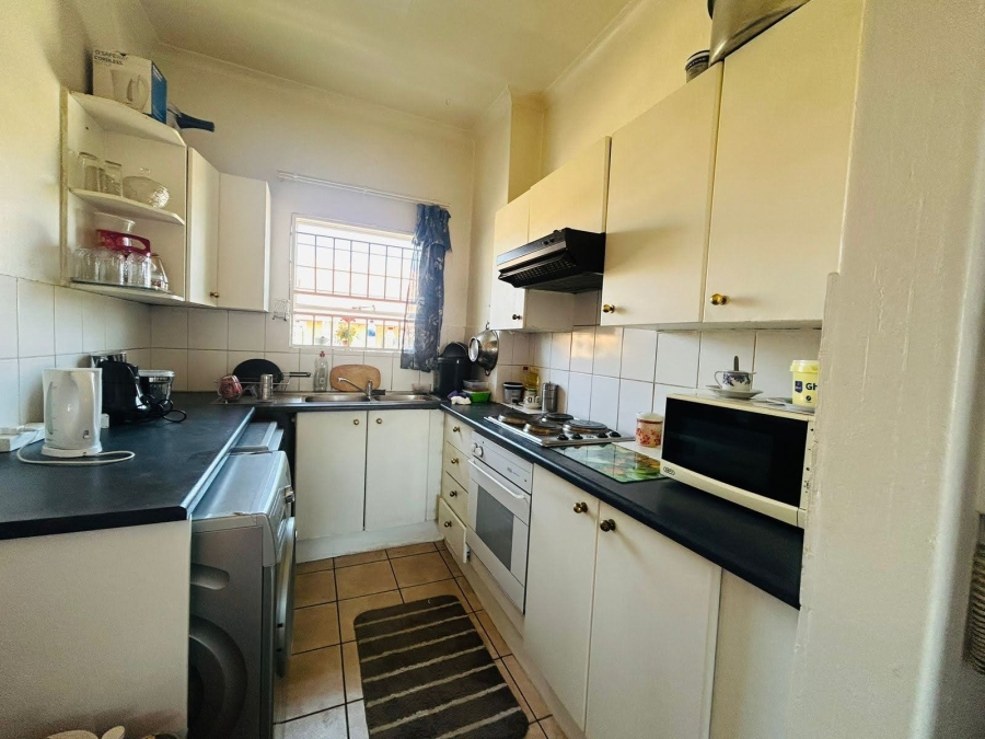 2 Bedroom Property for Sale in Vorna Valley Gauteng