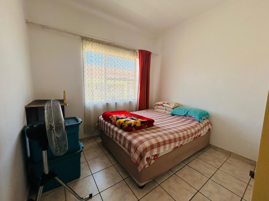 2 Bedroom Property for Sale in Vorna Valley Gauteng