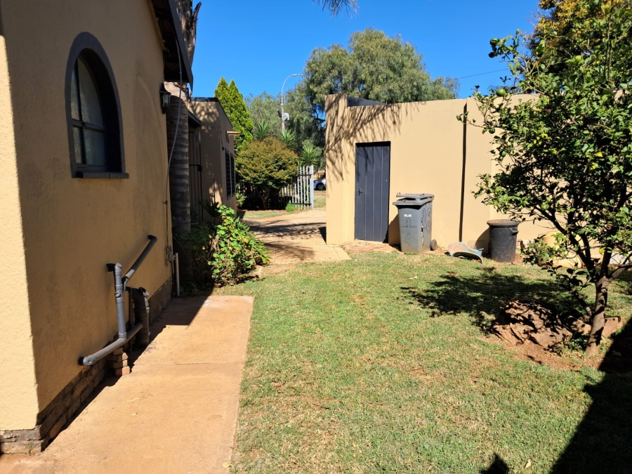 4 Bedroom Property for Sale in Randpoort Gauteng
