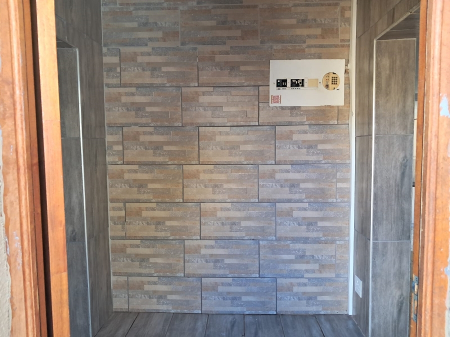 4 Bedroom Property for Sale in Randpoort Gauteng