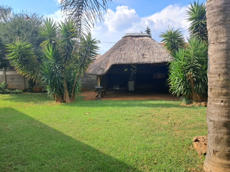 4 Bedroom Property for Sale in Randpoort Gauteng