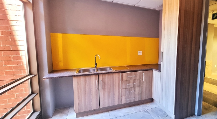 To Let Commercial Property for Rent in Woodmead Gauteng