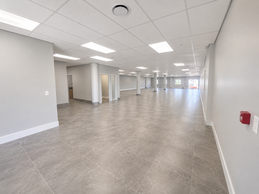 To Let Commercial Property for Rent in Randjespark Gauteng